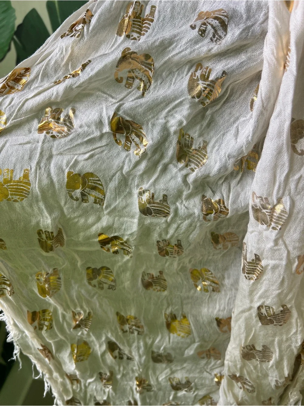 Shiraleah Cream‎ Gild Elephant Print Scarf Wrap One Size